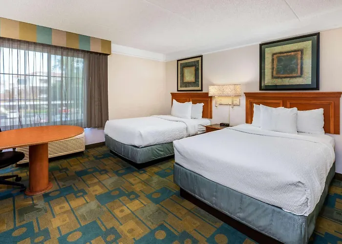 La Quinta By Wyndham Phoenix West Peoria