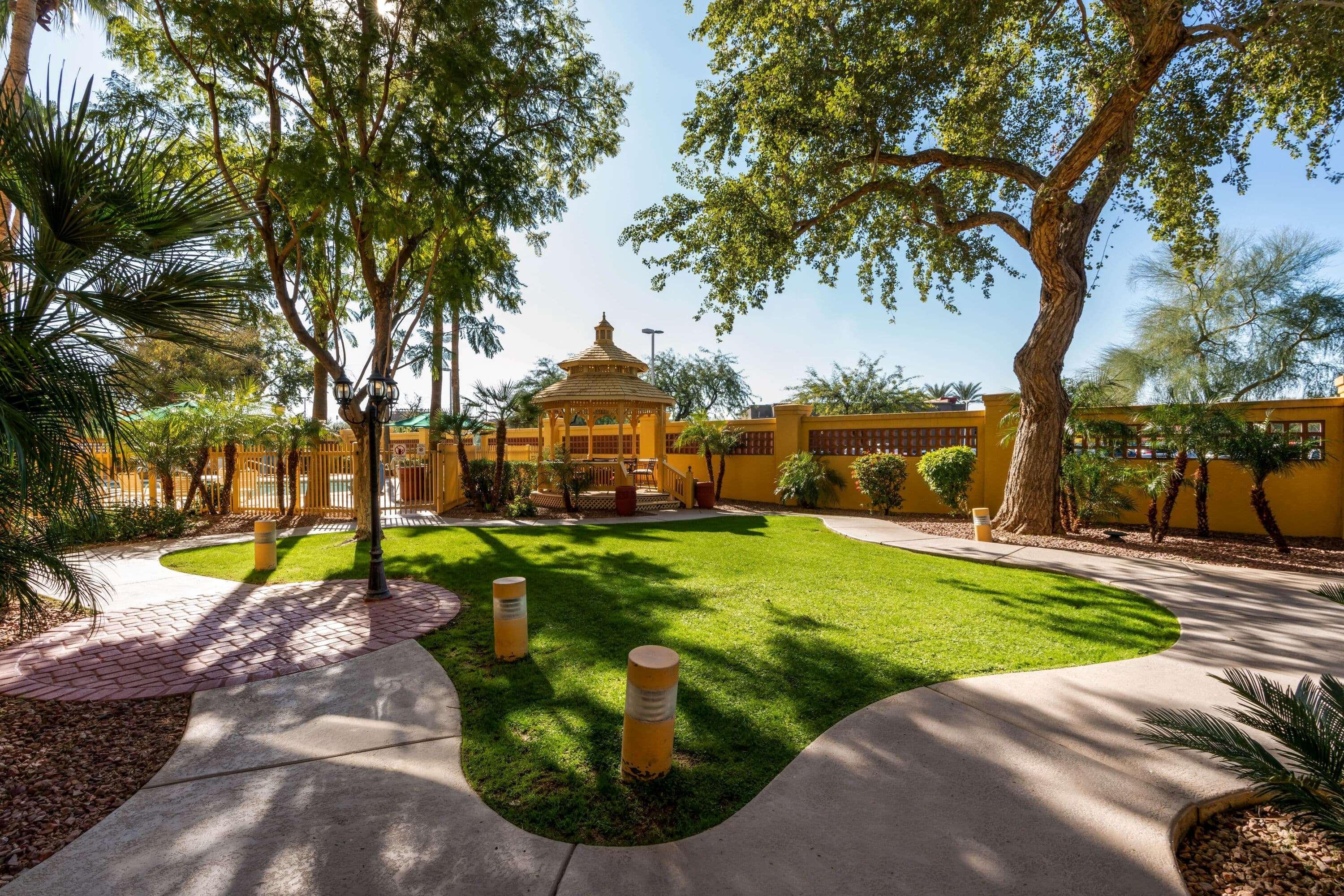 La Quinta By Wyndham Phoenix West Hotel