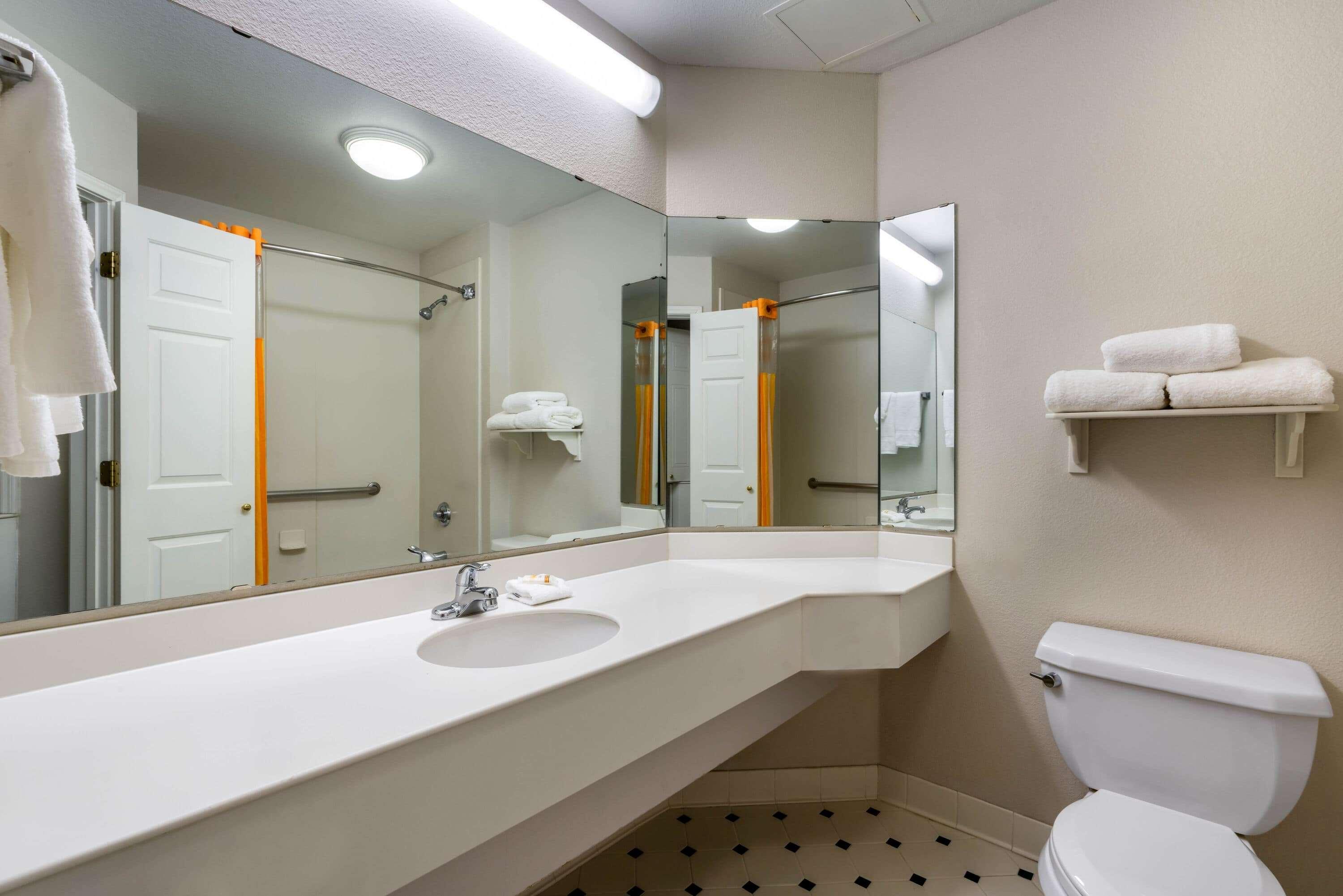 Hotel La Quinta By Wyndham Phoenix West Peoria