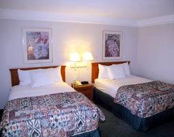 La Quinta By Wyndham Phoenix West Hotel